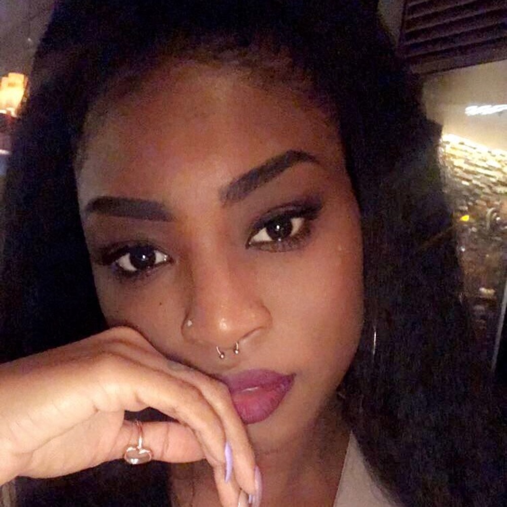 Meet your Posher, Sharnayia